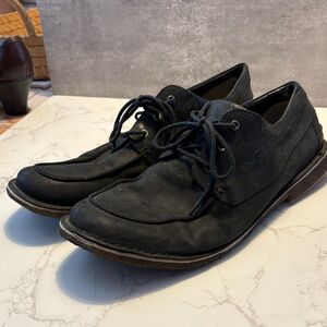 UGG Men’s Black Leather Lace-Up shoes size 14 Derbys